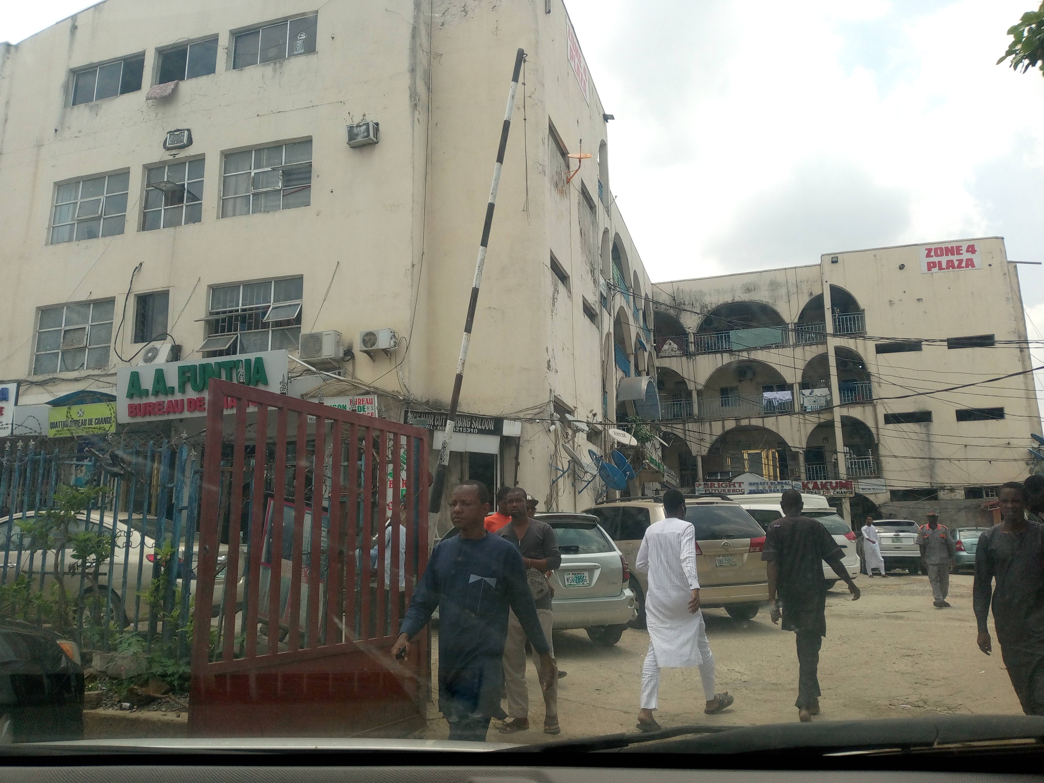 COMMERCIAL PROPERTY AT ZONE 4 PLAZA (C OF O)